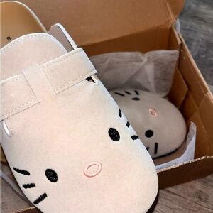 Adorable hello kitty  Face Slippers